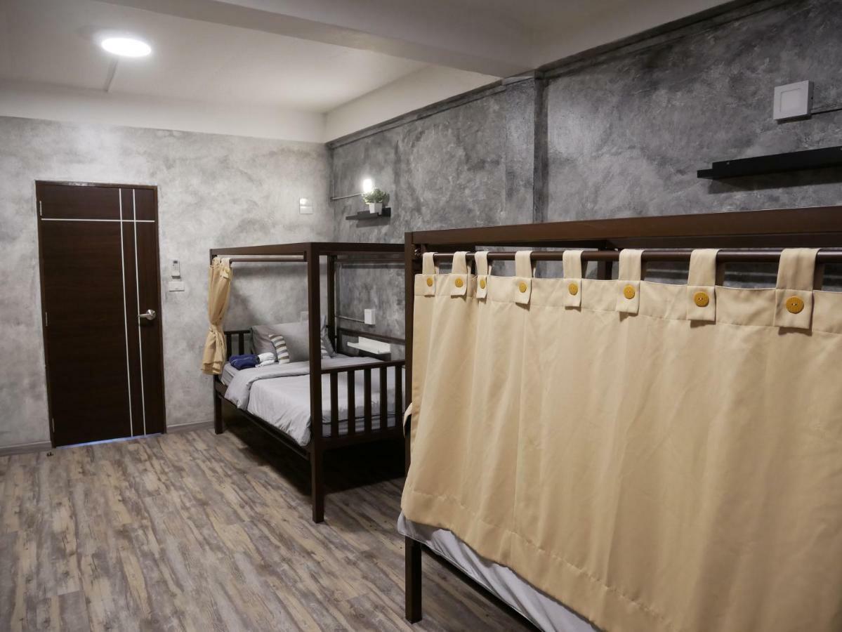 Np House Pratunam Бангкок Экстерьер фото
